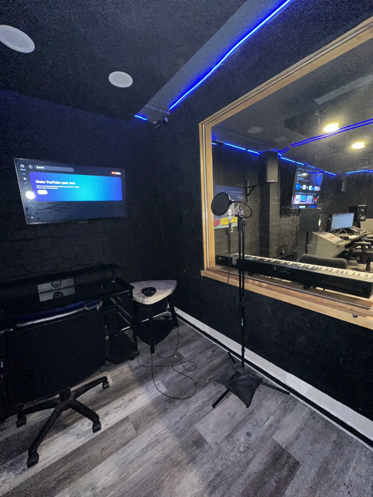 Vocal booth